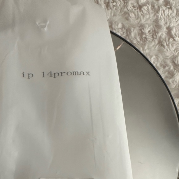 Jelly Cases 14 Pro Max - Picture 5 of 6